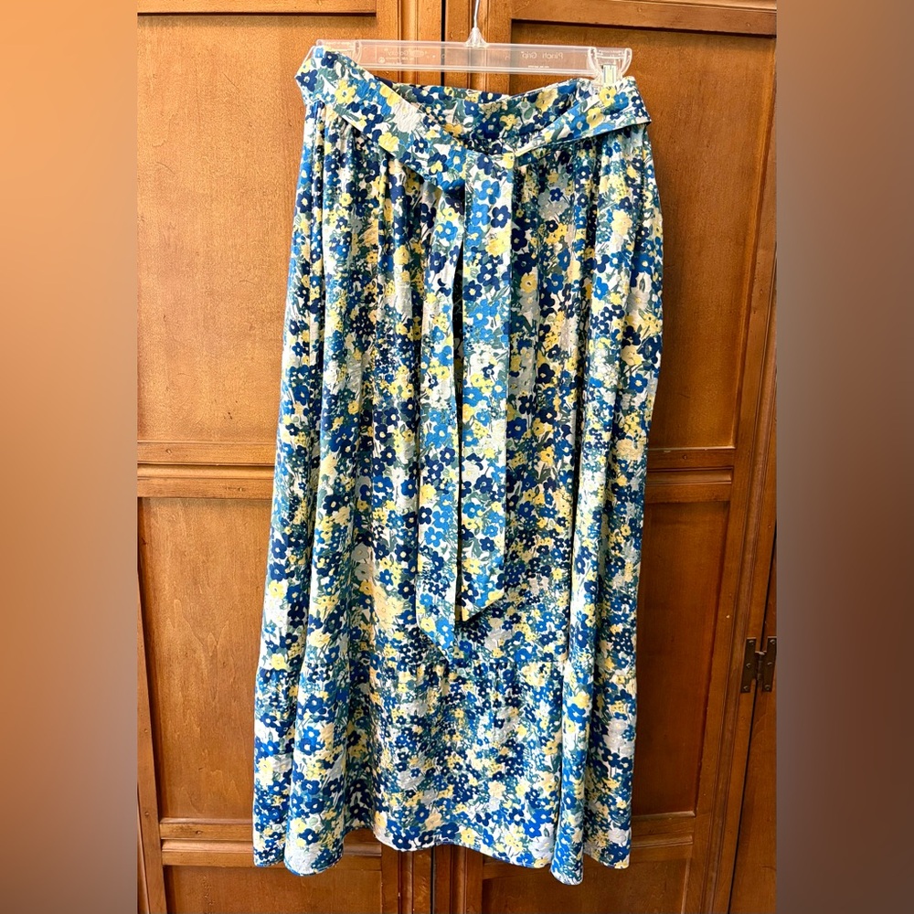 Ann Taylor Factory Floral Midi Skirt 6P Blue Yellow Tie Waist - Great Condition!